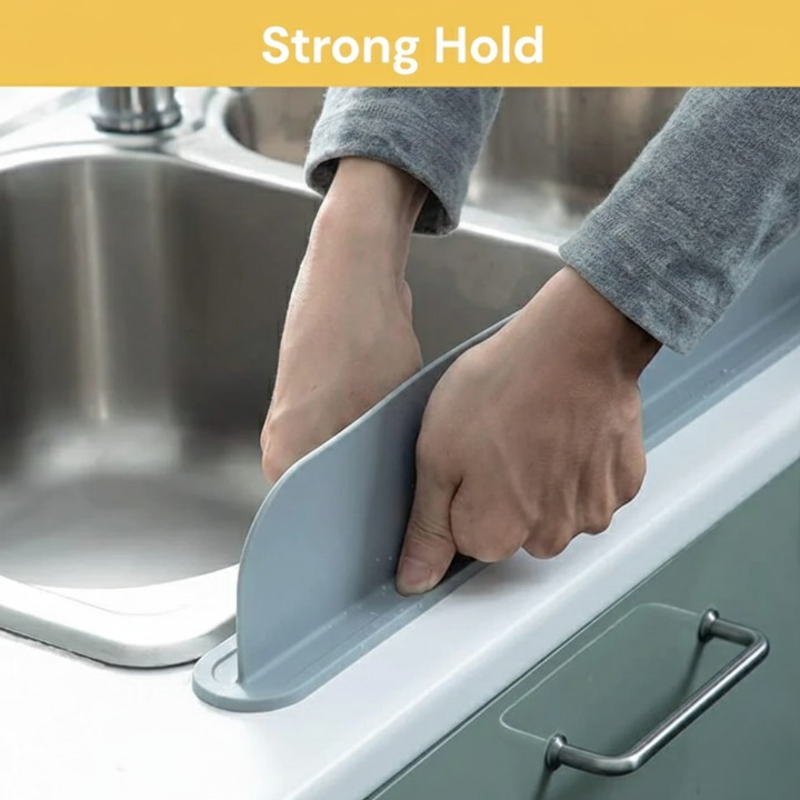 Silicone Sink Splash Guard For Kitchen And Bathroom – Flexible Water Splash Stopper For Faucets, Countertops And Daily Cleaning Protection (Random Color)